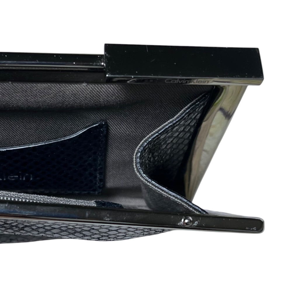 Calvin Klein Black Leather Snakeskin-Print Silver-tone Frame Wristlet Clutch - Picture 10 of 11